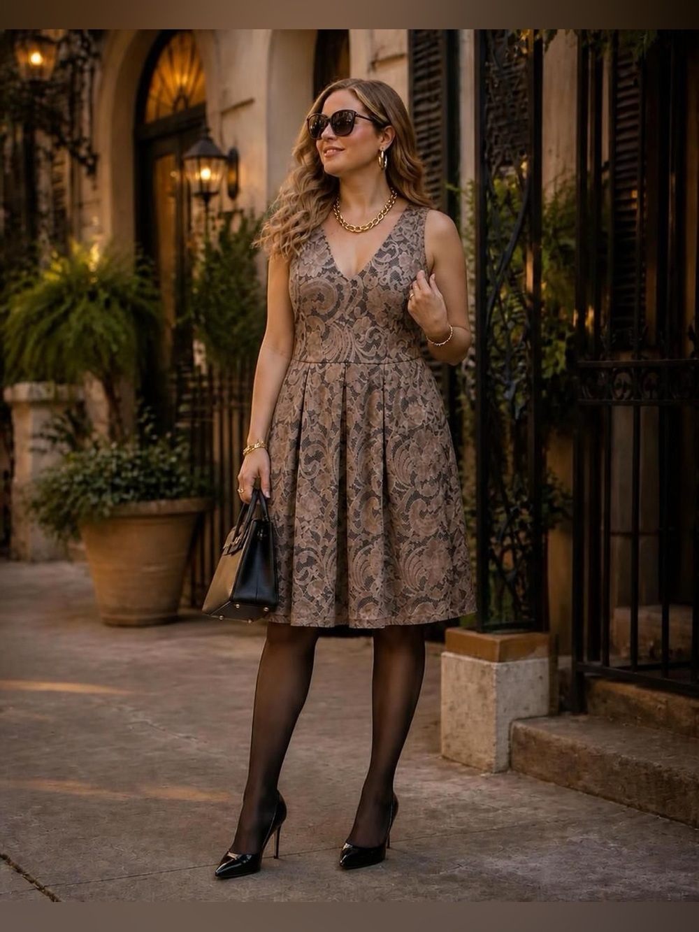 Just Ginger Lace Mini Dress Large Taupe Navy V-Neck Fit Flare Cocktail Wedding